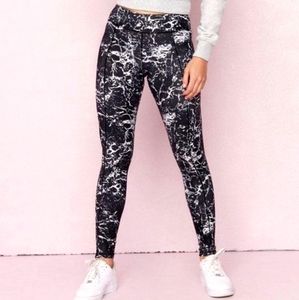 Garage marble print leggings